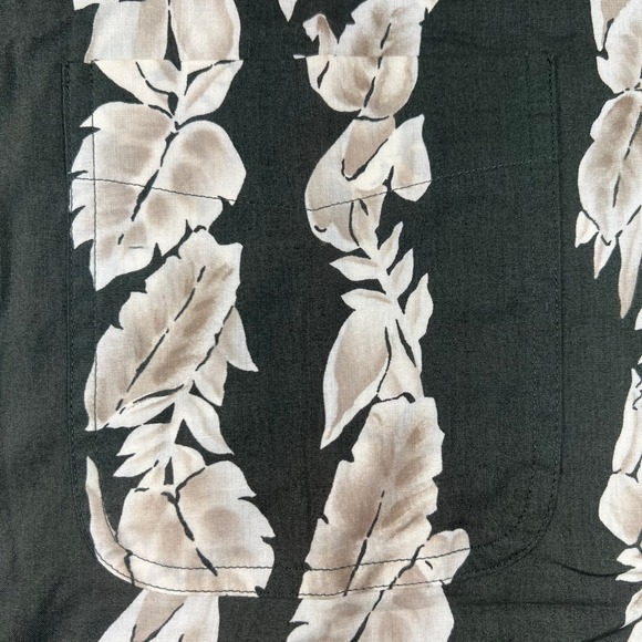 Chaps Ralph Lauren Button Down Shirt Men's L Green Cream Leaf Safari NWT - Picture 4 of 10